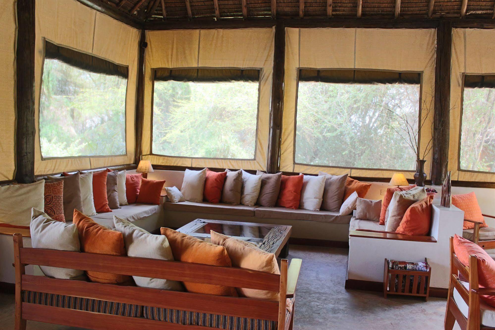 Ziwa Bush Lodge Nakuru Ngoại thất bức ảnh